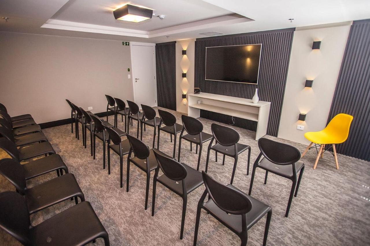 Studio Moderno No Centro De Curitiba - All1206 Ngoại thất bức ảnh