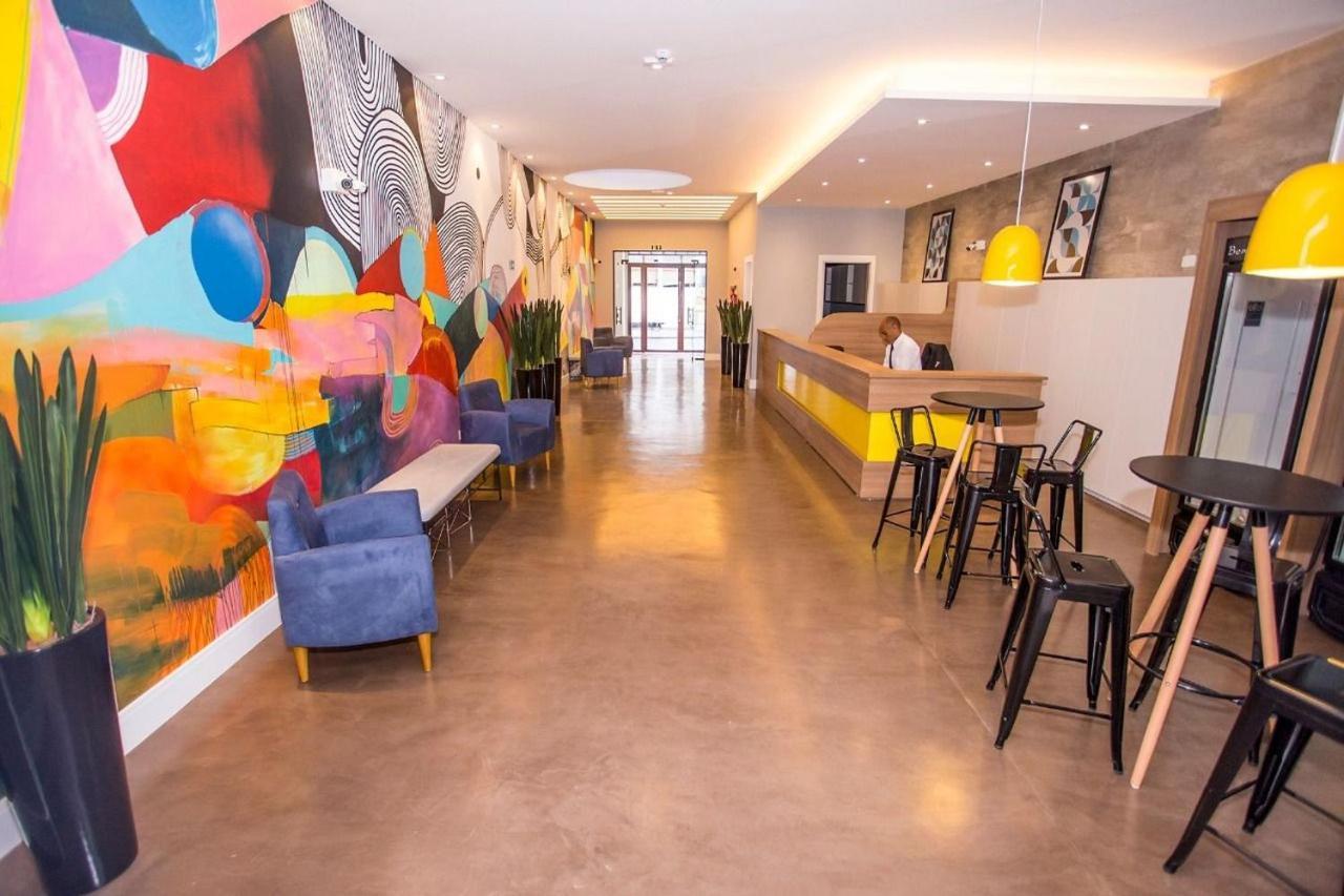 Studio Moderno No Centro De Curitiba - All1206 Ngoại thất bức ảnh